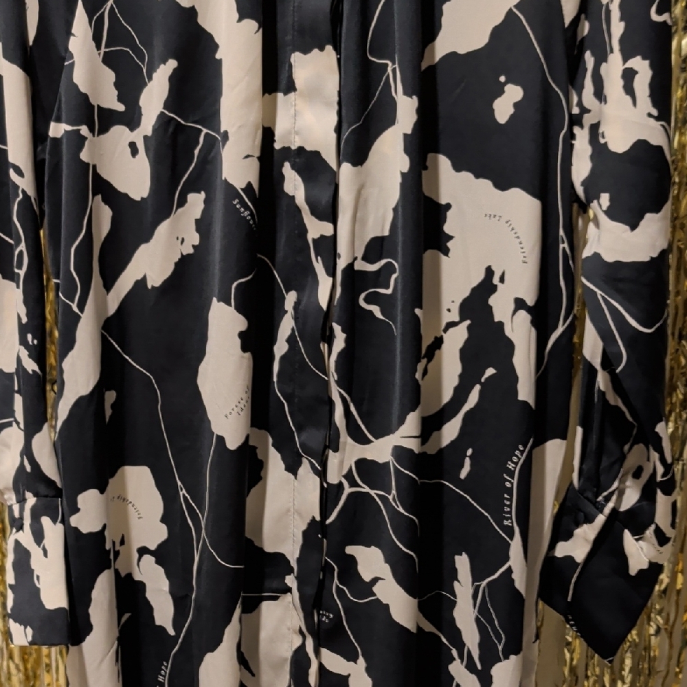 Elegant Black and White Women's Dress - Picture 9 of 15